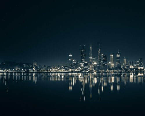 Perth Swan River and cityscape